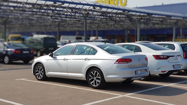 wypożyczalnia samochodów Makro